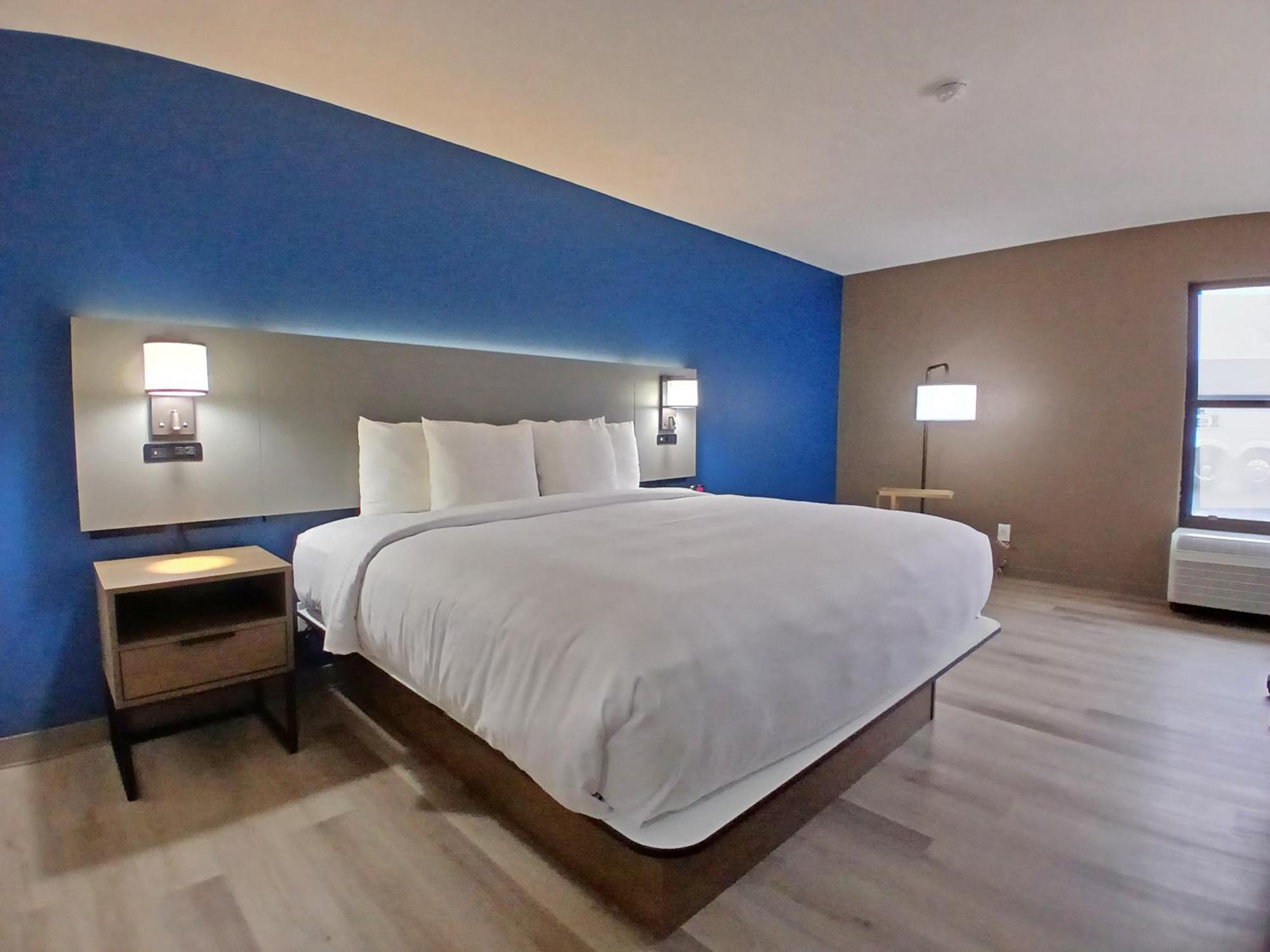 Comfort Inn Near Downtown & Blue Ridge Pkwy Marion Esterno foto