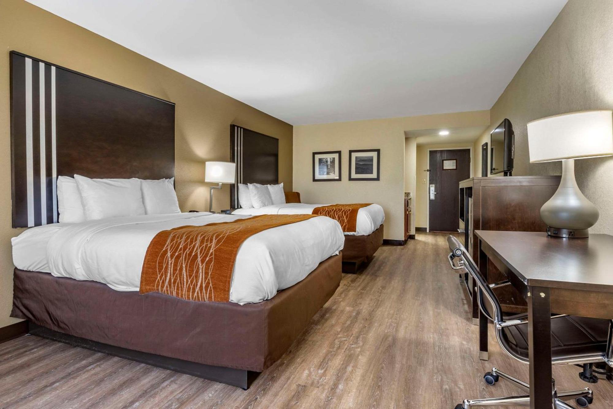 Comfort Inn Near Downtown & Blue Ridge Pkwy Marion Esterno foto